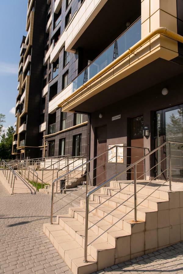 לבוב Avalonrestapartments מראה חיצוני תמונה